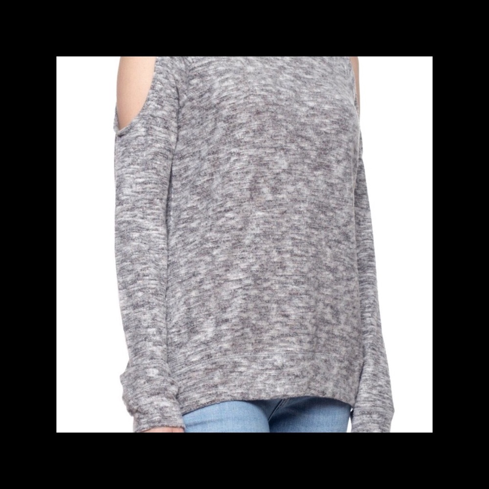 Cold Shoulder Sweater - Picture 2 of 3
